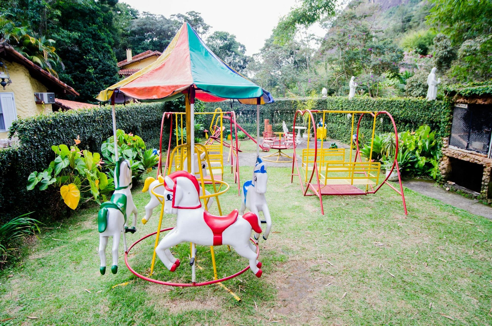 Hotel Kastel Pedra Bonita à Petrópolis Extérieur photo